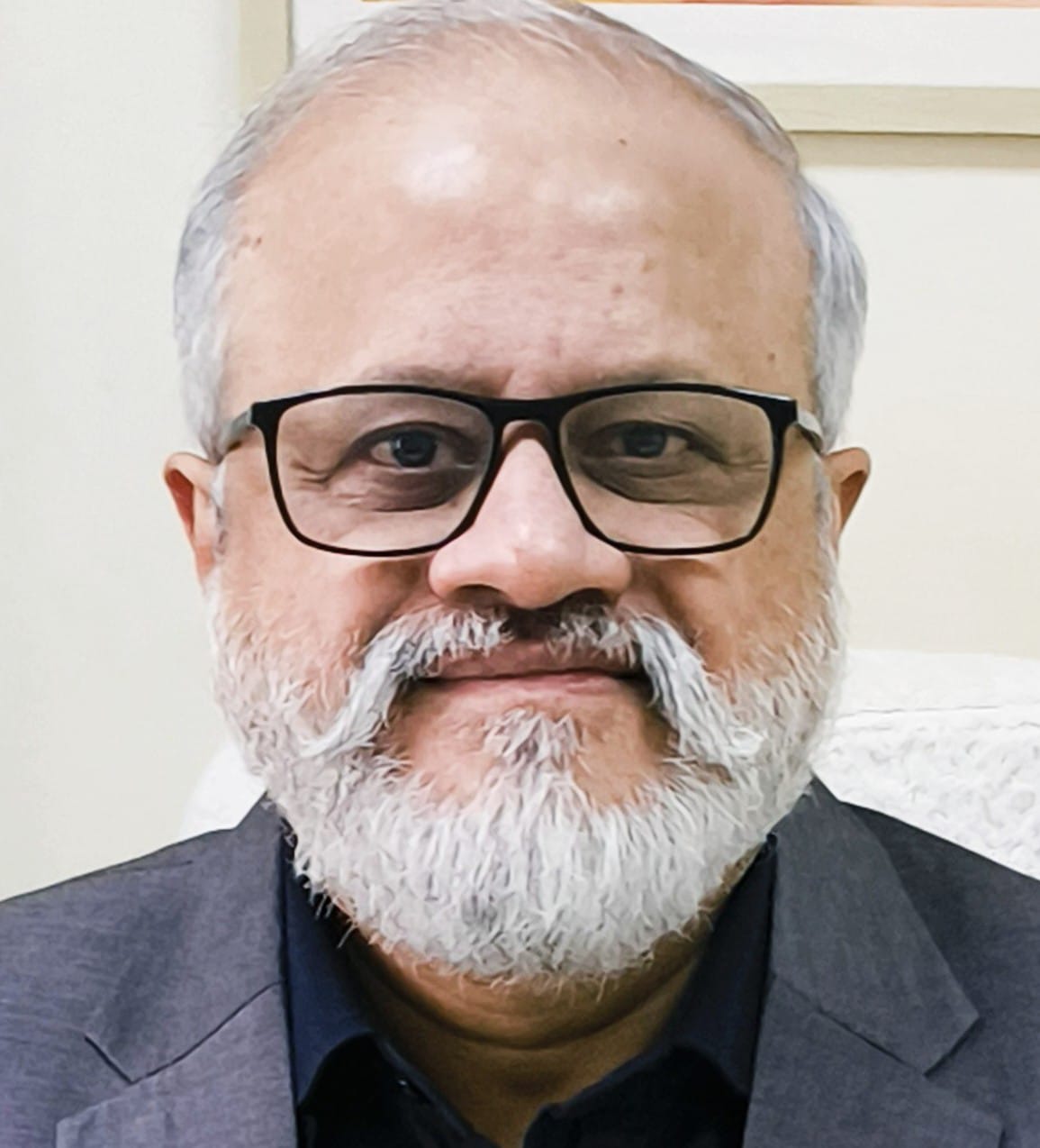 श्री. प्रमोद कर्नाड