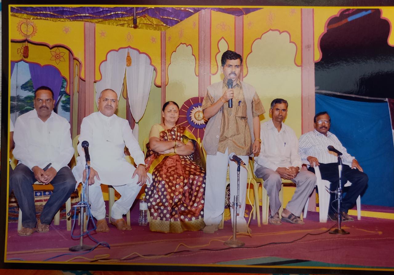 हिरण्यकेशी शिक्षण प्रसारक मंडळ – शाळा